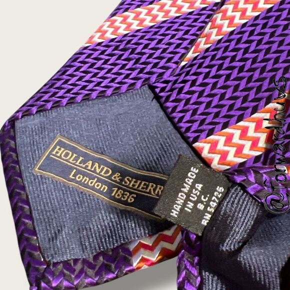 Holland & Sherry London 1836 Necktie – Bold  Luxury in 100% Silk - Picture 5 of 9